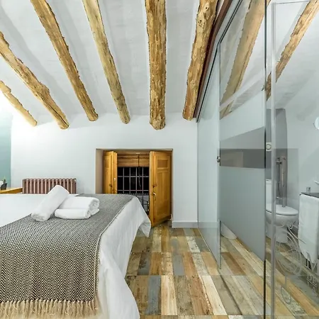 Manuel De La Capilla 3*